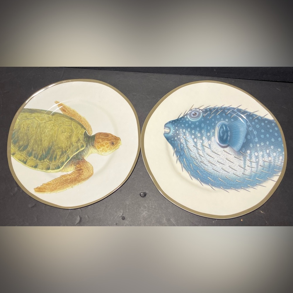 Set Of 2 Turtle & Puffer Fish/ Blow Fish  9.25” Melamine Dinner Picnic Plate